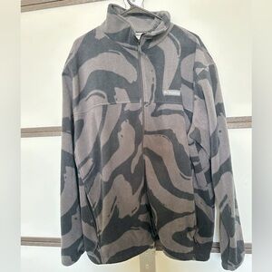 Columbia Men's Black and Gray Sweater